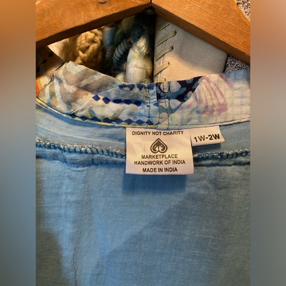 Patchwork, asymmetrical, sleeveless vest - Picture 10 of 10